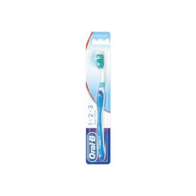 Oral-B Cetkica Za Zube Shiny Clean Medium