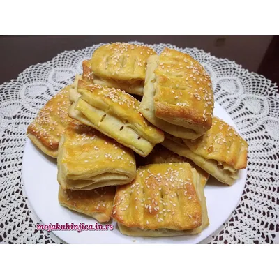 Pecivo Sa Sirom 80 g